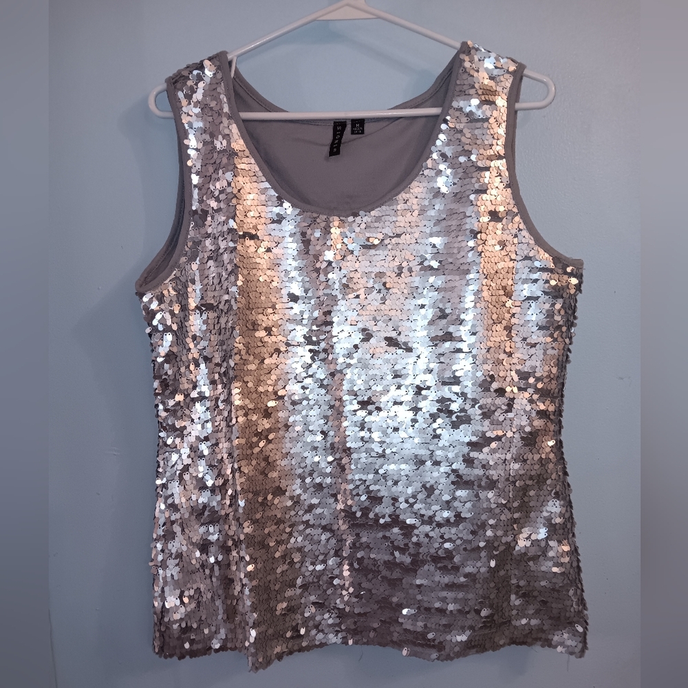 Sioni Silver Sequin Sleeveless Style Top With Inside Lining M Shiny Sparkle
